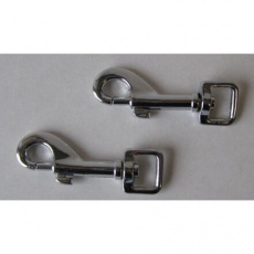 Karabína s hranatým okom