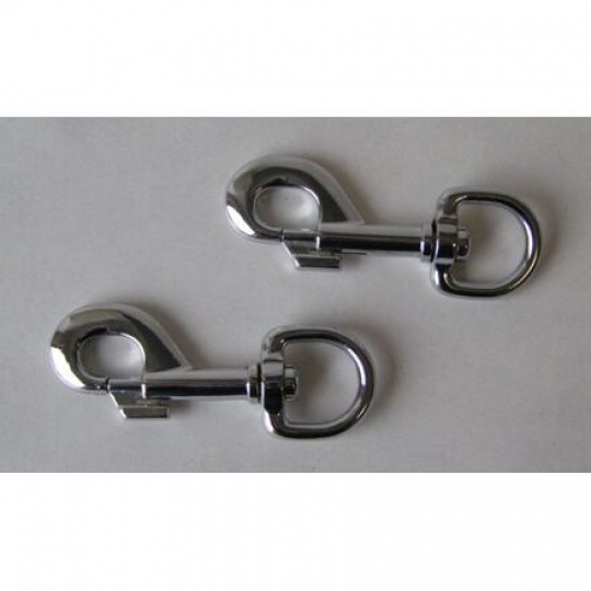 Karabína s polkruhovým okom Karabína s polkruhovým okom