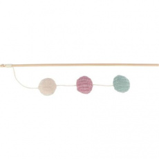 Hrací prút s 3 loptičkami, catnip, drevo/látka, 40 cm Hrací prút s 3 loptičkami, catnip, drevo/látka, 40 cm